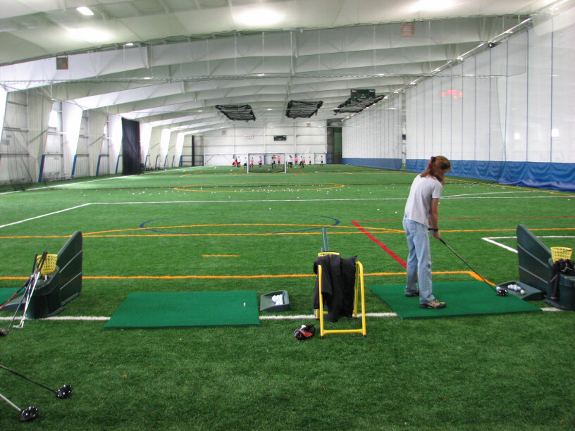 Can I take advantage of indoor golf bays for skilled coaching? – Leisure at its greatest